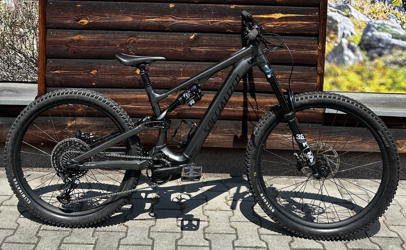 Specialized Turbo Levo SL 2 Comp Alloy gloss charcoal/silver dust/black 2024 - TEST Barva: černá, Velikost: S3